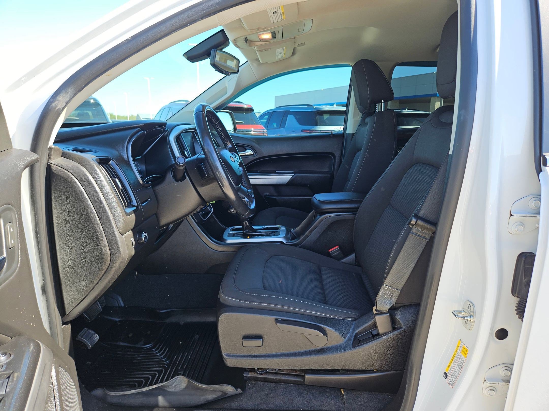 Used 2019 Chevrolet Colorado LT image 9