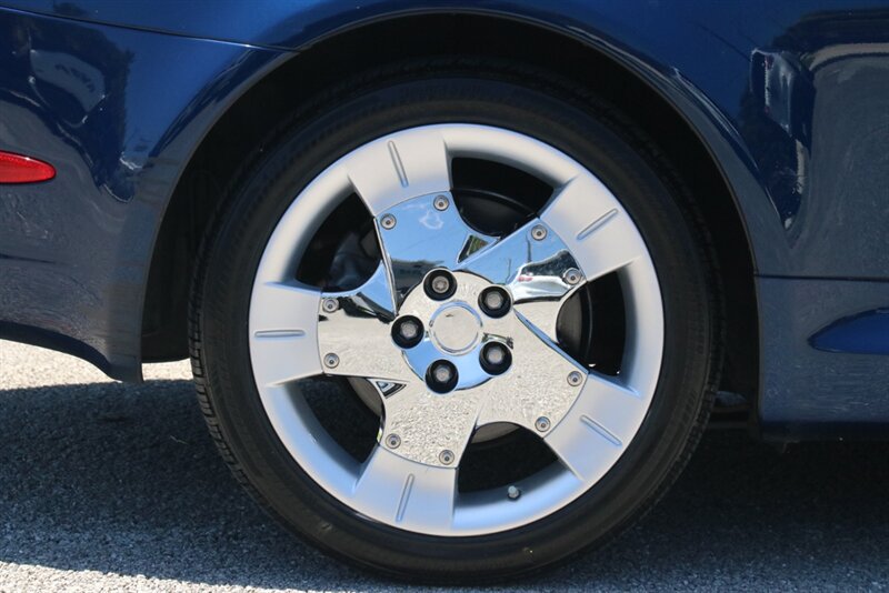 Used 2003 Lexus SC 430 Convertible RWD image 40