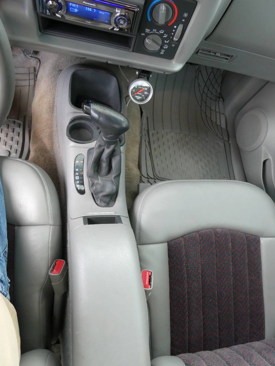 Used 1997 GMC Sonoma SLS w/ Sport Marketing Option Pkg RWD image 15
