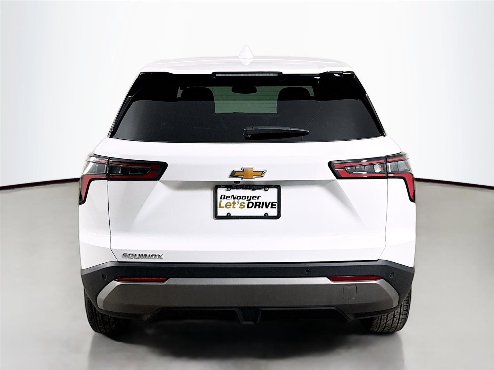 Used 2026 Chevrolet Equinox LT w/ Convenience Package II image 7