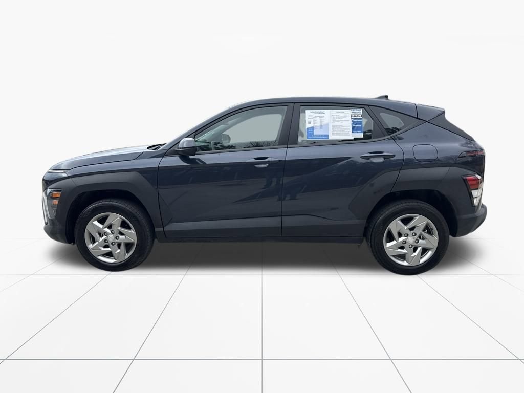 Used 2024 Hyundai Kona SE image 5