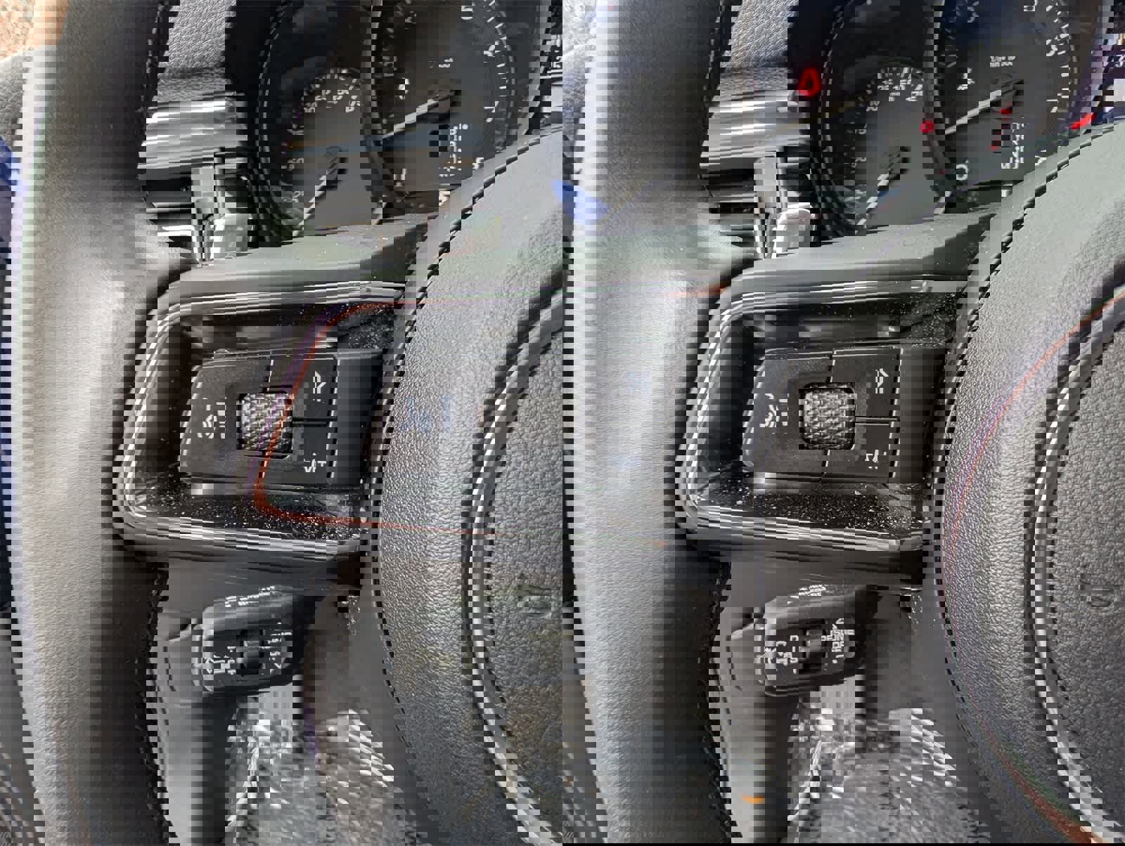 Used 2025 Porsche Macan image 17