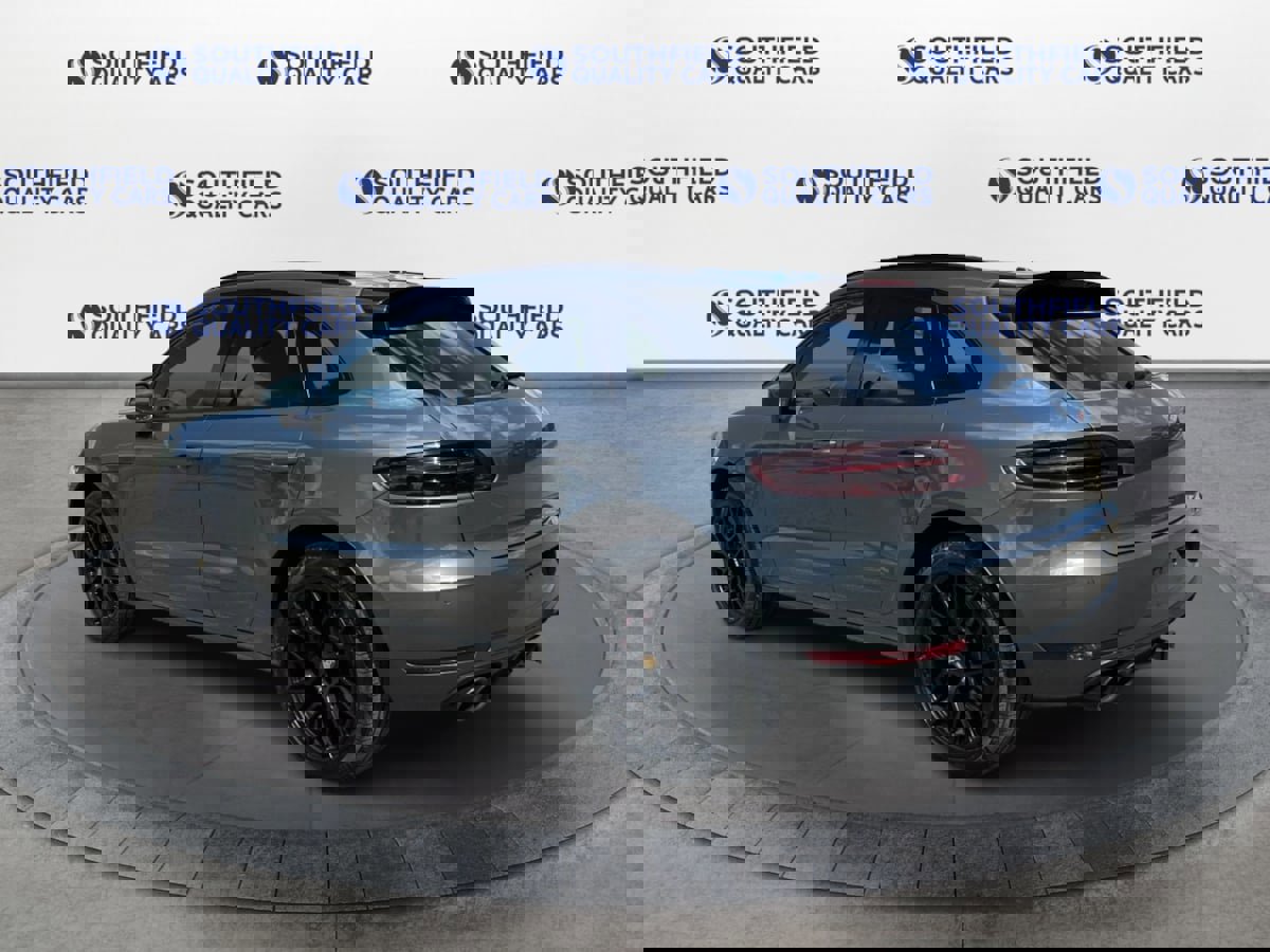 Used 2018 Porsche Macan GTS w/ Premium Package Plus image 4