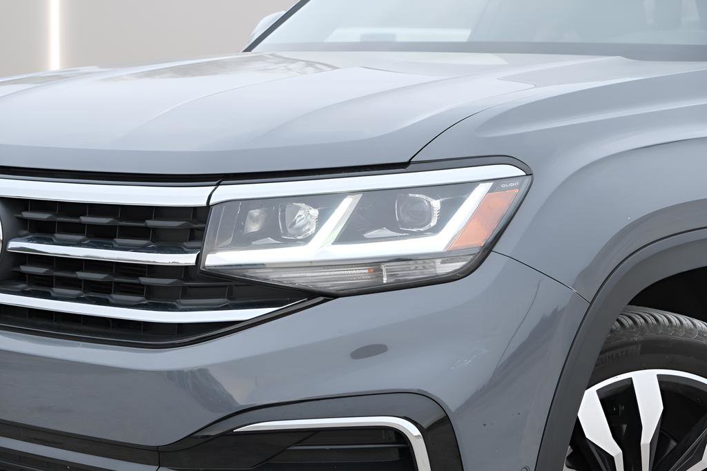 Used 2023 Volkswagen Atlas Cross Sport SEL Premium R-Line image 37