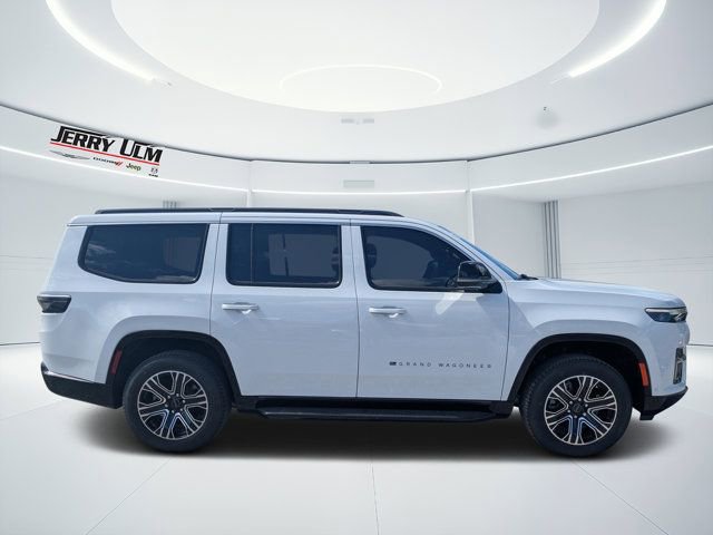 New 2026 Jeep Grand Wagoneer 2WD w/ 8-Passenger Seating Package image 2