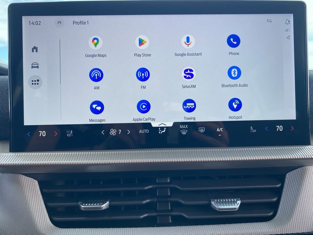 New 2025 Ford Explorer Active image 40