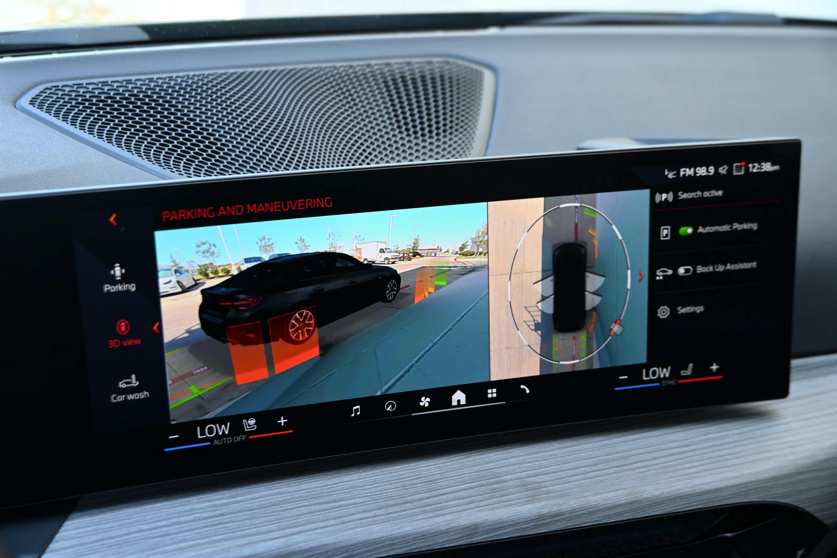 Certified 2025 BMW i4 eDrive40 RWD image 30