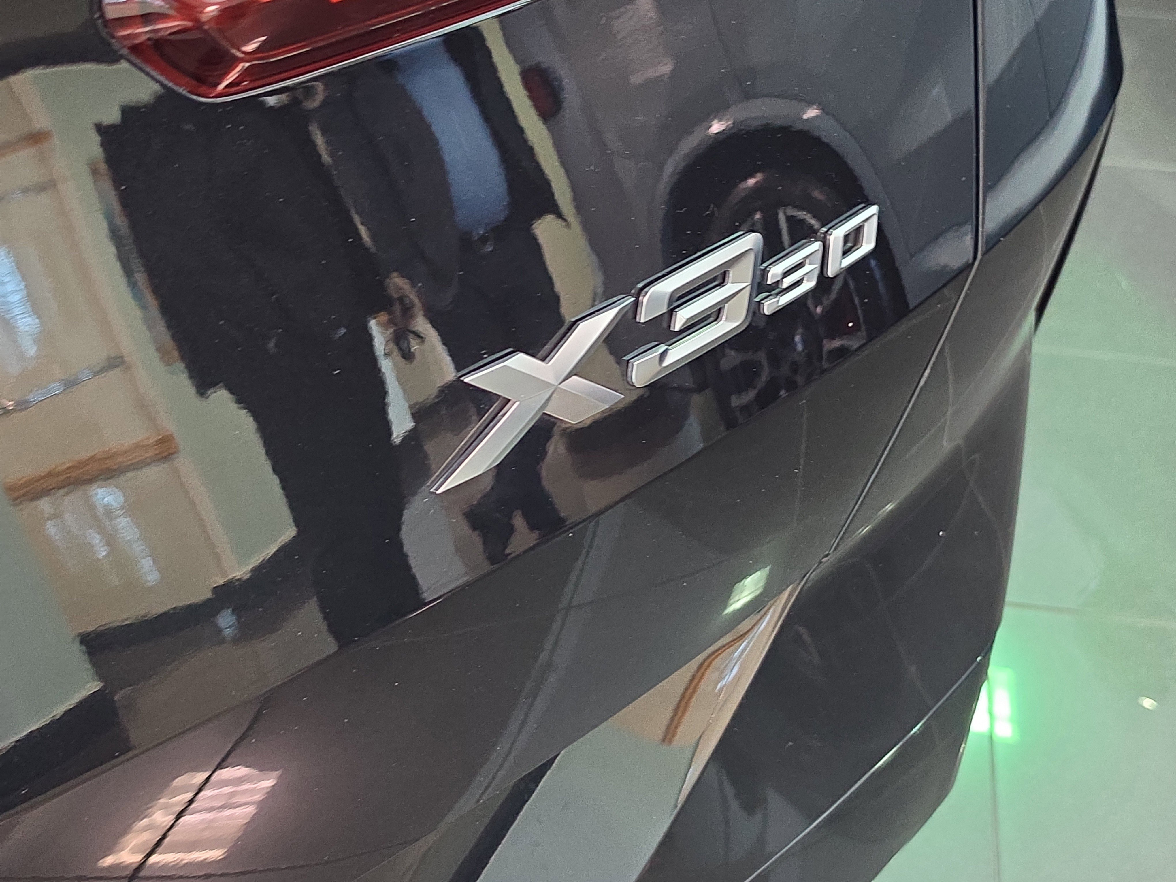 Used 2025 BMW X3 xDrive30i image 7