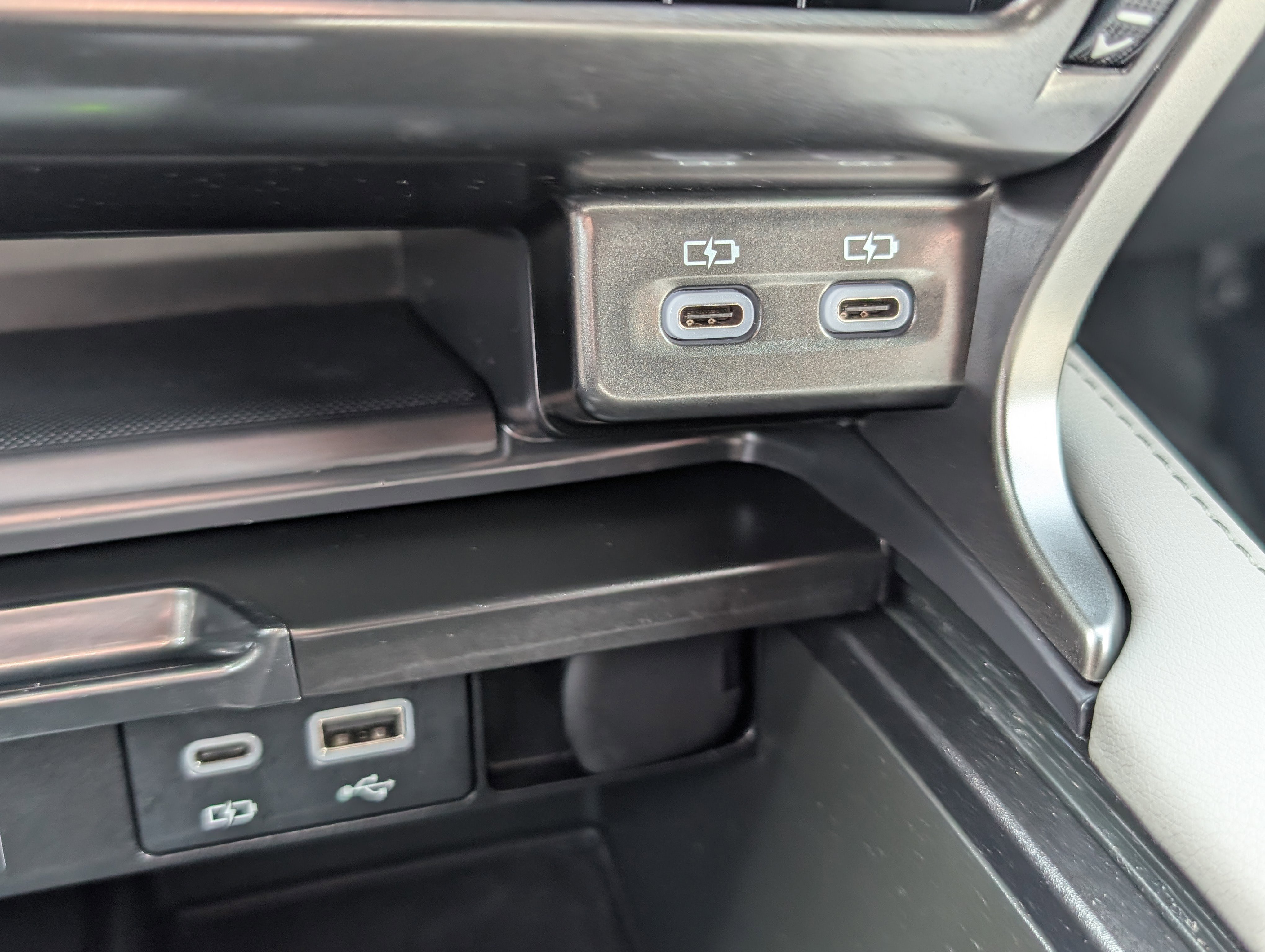 Used 2023 Lexus RX 350 Premium w/ Accessory Package image 26