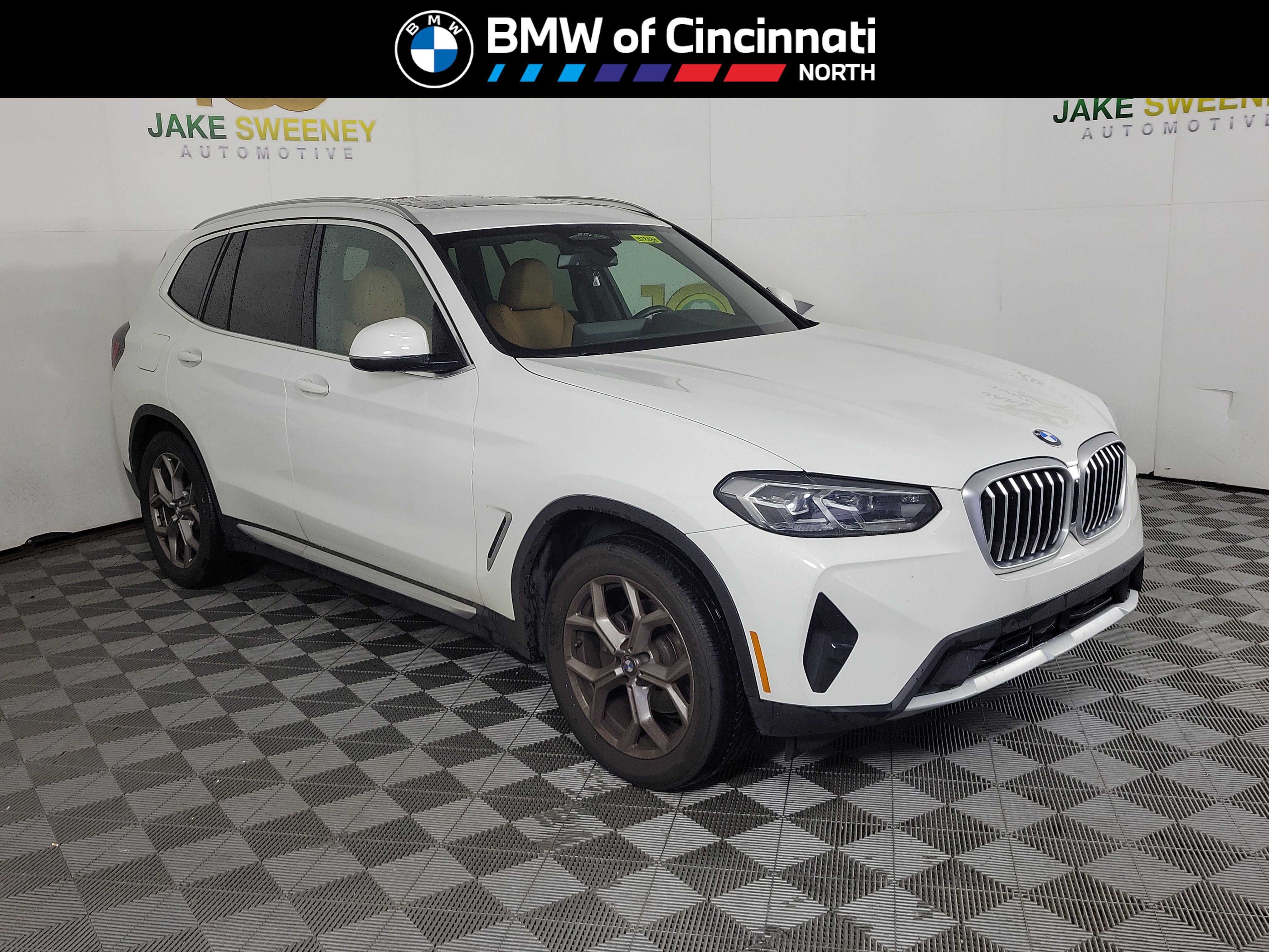 Certified 2024 BMW X3 xDrive30i w/ Premium Package AWD/4WD image 1