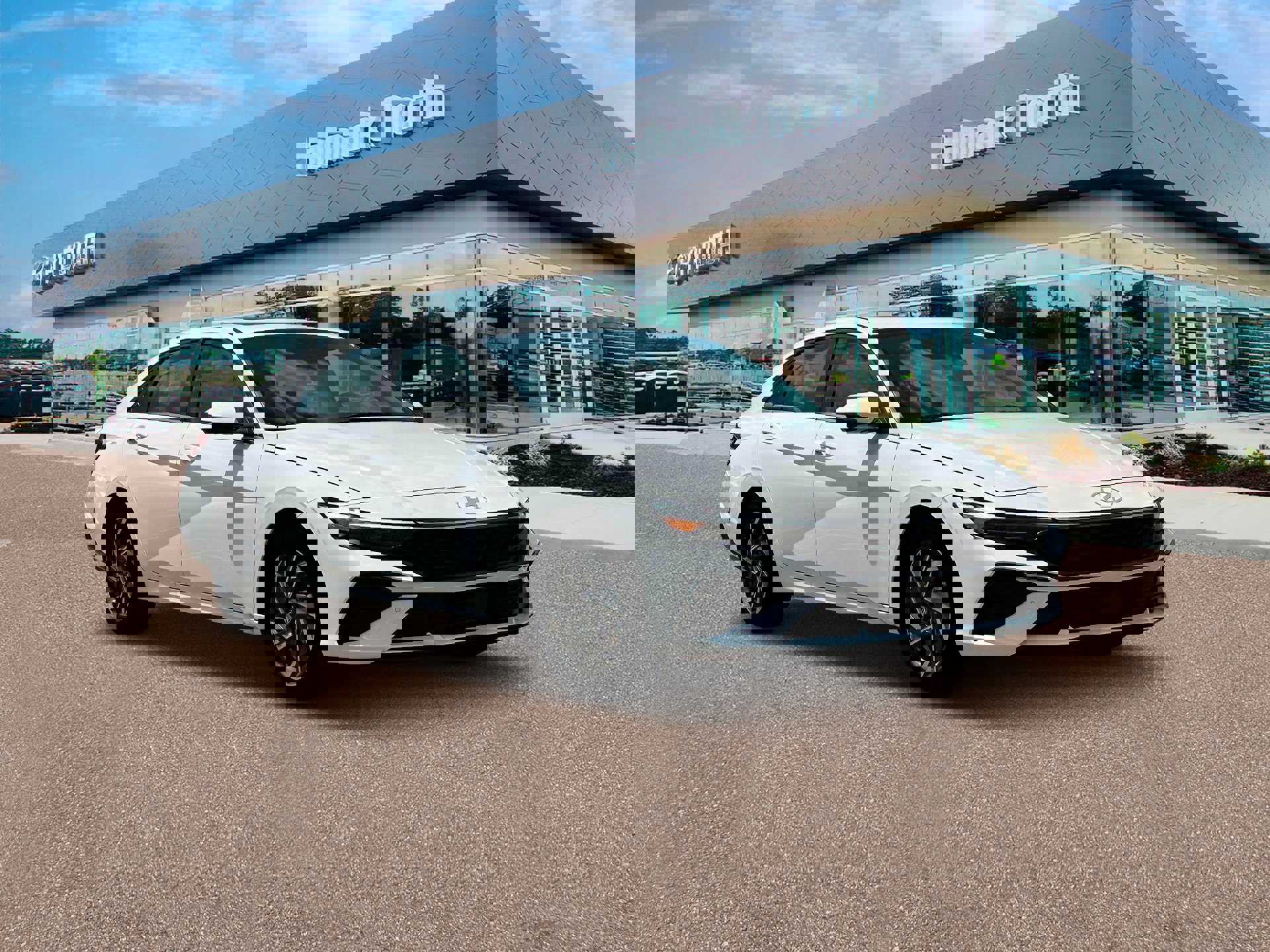 New 2025 Hyundai Elantra Limited image 11