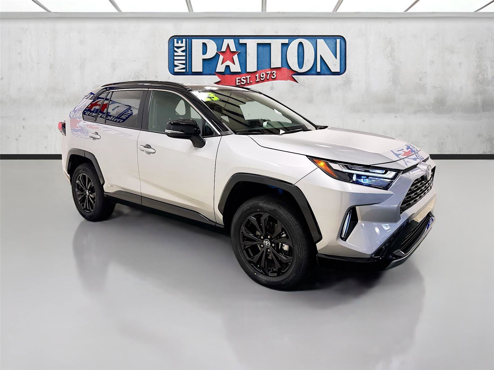 Used 2023 Toyota RAV4 XSE w/ XSE Grade Weather Package image 1