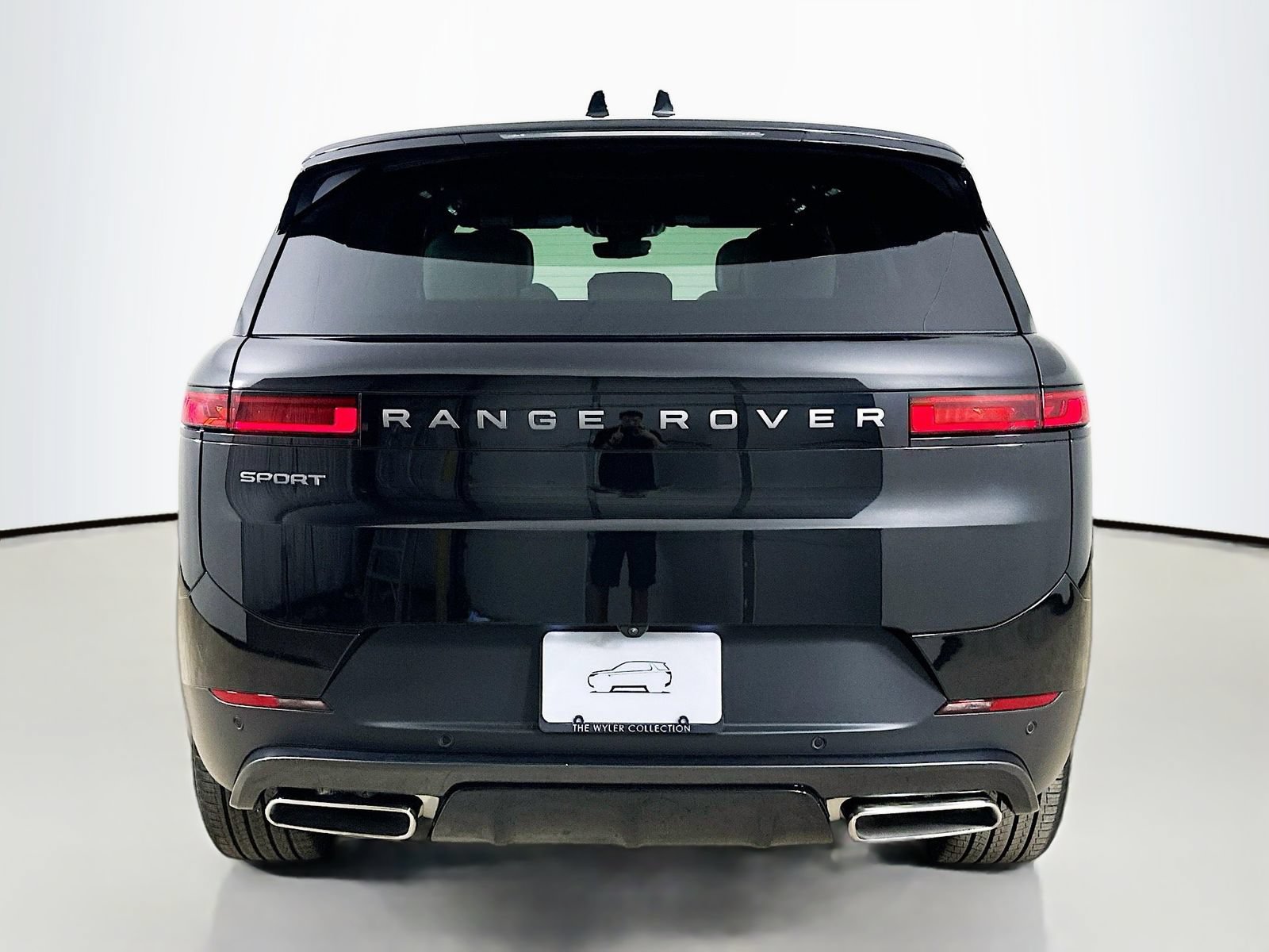 New 2026 Land Rover Range Rover Sport SE AWD/4WD image 6