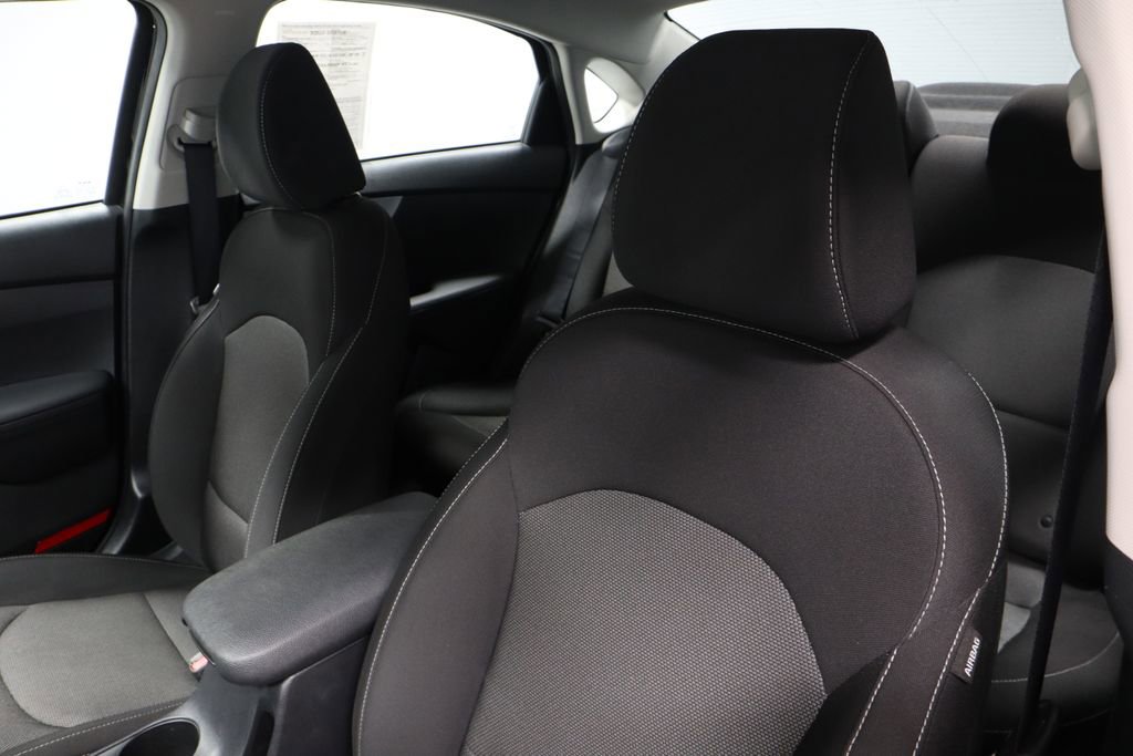 Used 2024 Kia Forte LXS FWD image 25