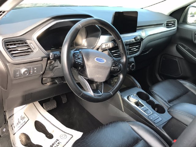 Used 2022 Ford Escape Titanium AWD/4WD image 29
