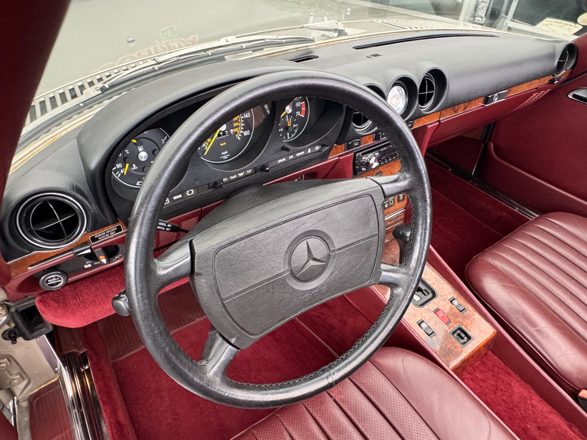 Used 1987 Mercedes-Benz 560 SL image 25