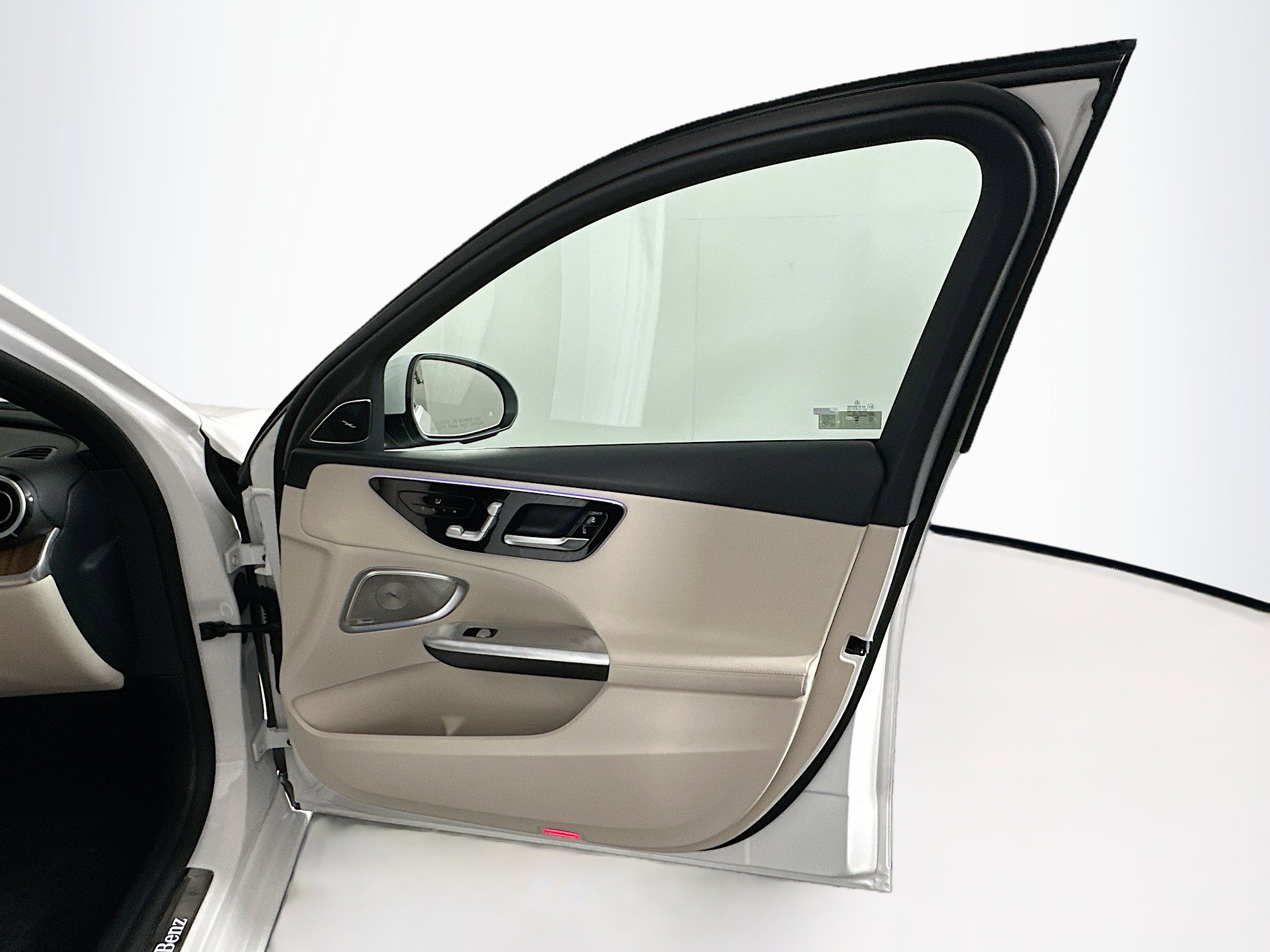 Used 2024 Mercedes-Benz C 300 Sedan image 34