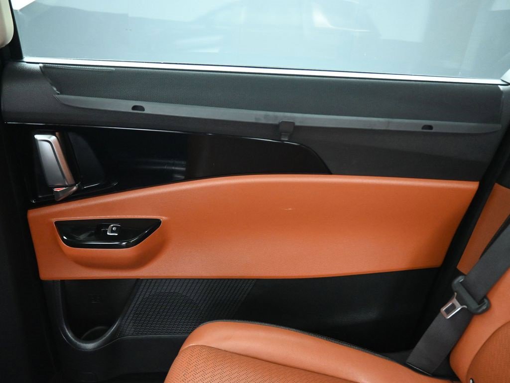 Used 2024 Kia Carnival SX Prestige image 43