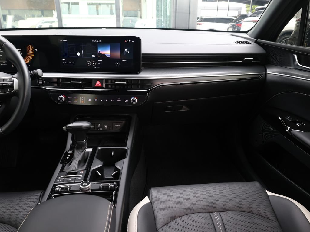 Used 2025 Kia K5 GT-Line w/ GT-Line Premium Package FWD image 22