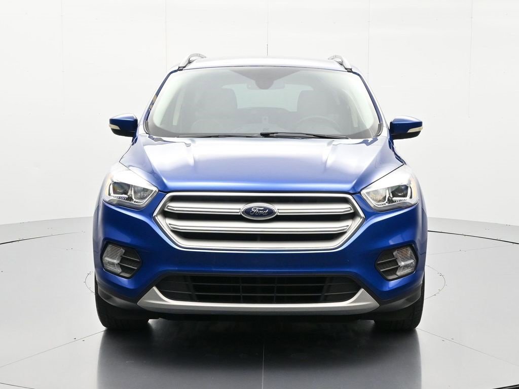 Used 2017 Ford Escape Titanium image 2