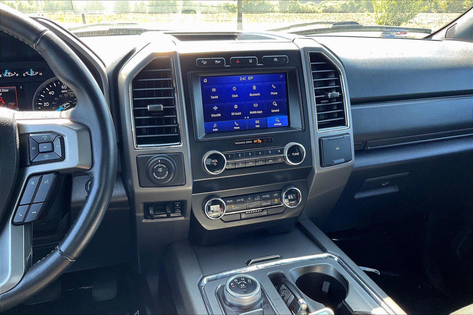 Used 2021 Ford Expedition XLT image 6