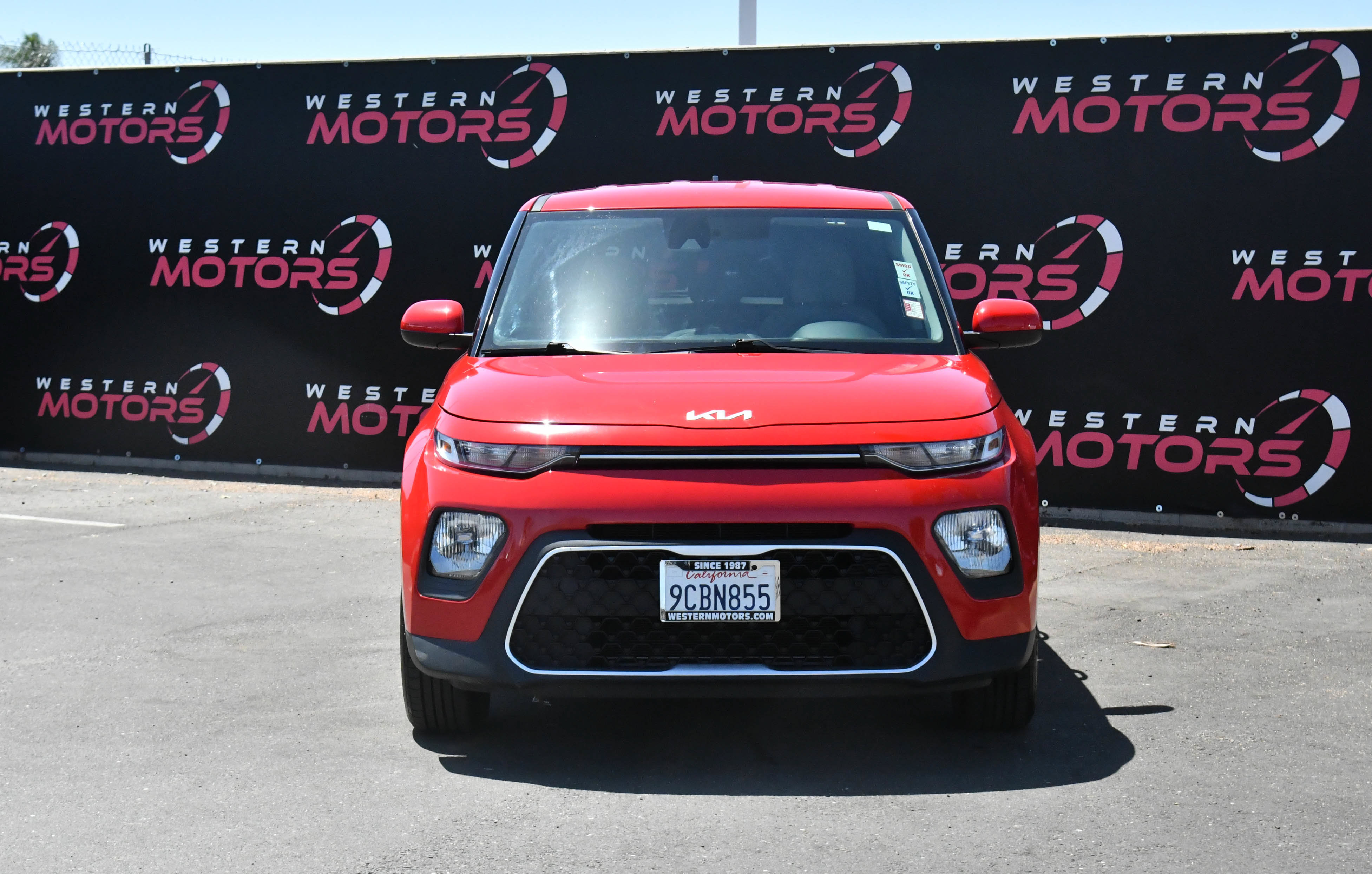 Used 2022 Kia Soul LX w/ Technology Package FWD image 2