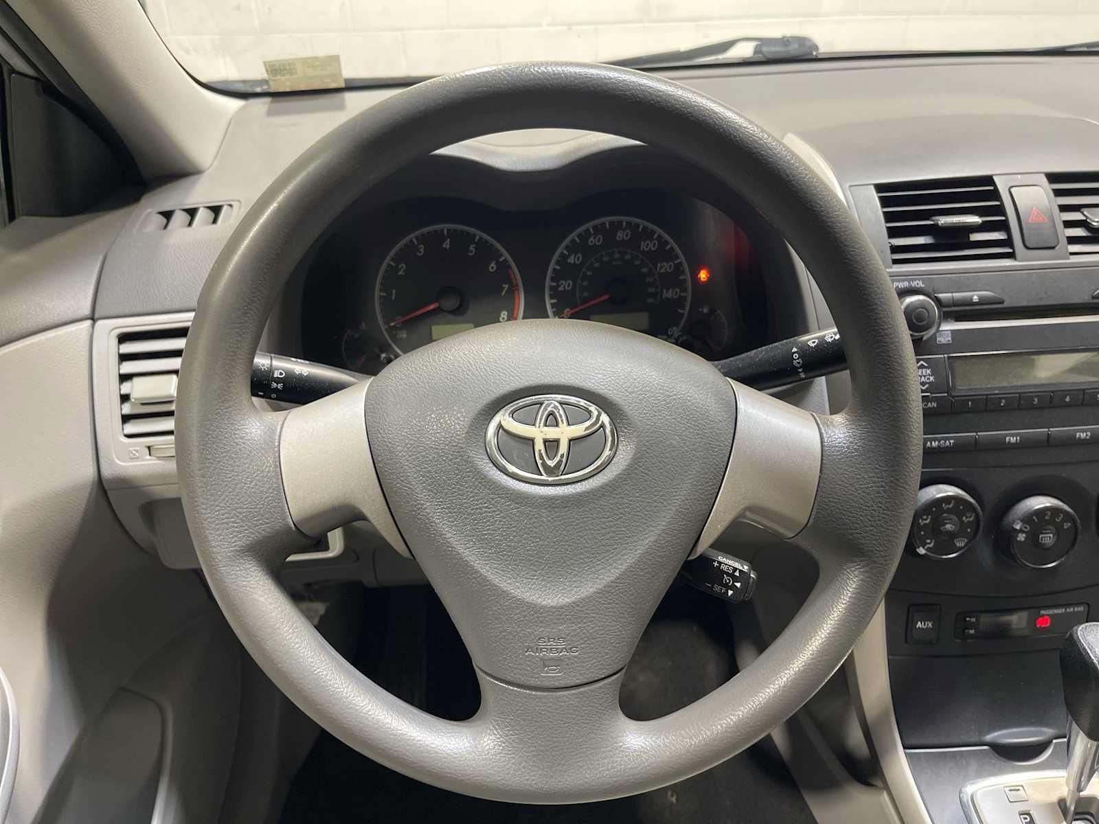 Used 2010 Toyota Corolla LE FWD image 15