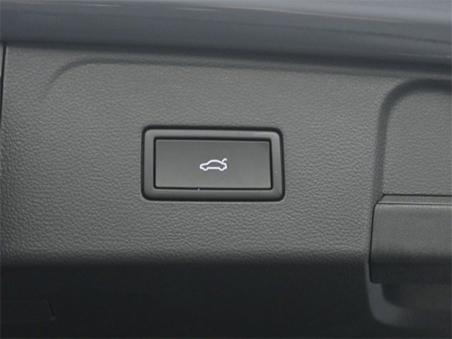 New 2025 Volkswagen Atlas SEL Premium R-Line image 29