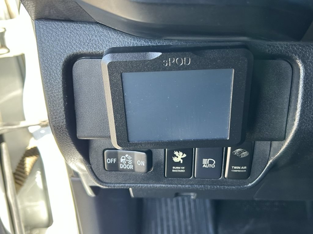 Used 2018 Toyota Tacoma SR w/ SR Convenience Package AWD/4WD image 23