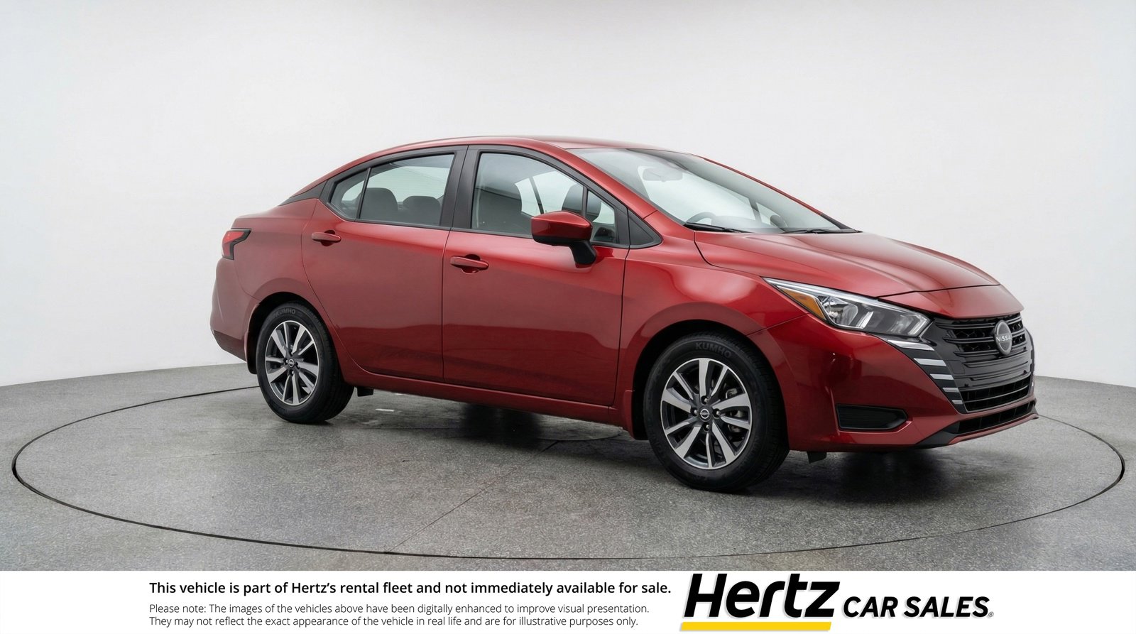 Used 2025 Nissan Versa SV image 1