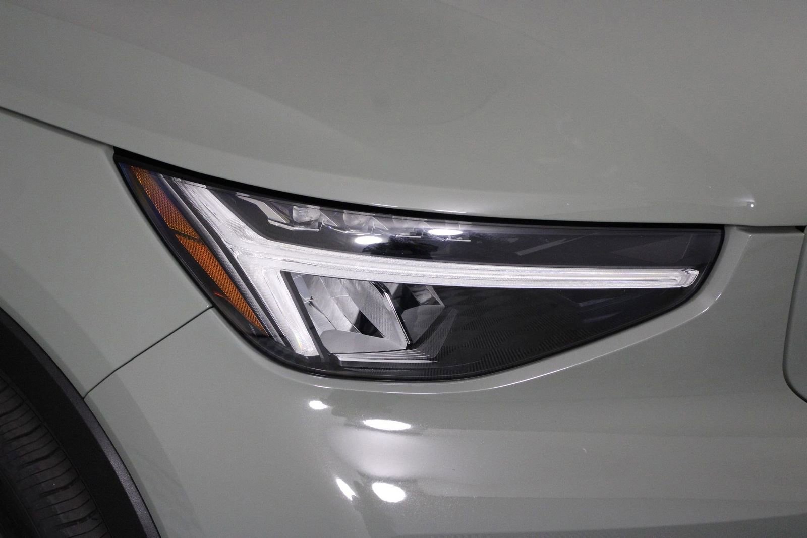 Used 2023 Volvo C40 P8 Recharge Plus AWD/4WD image 24