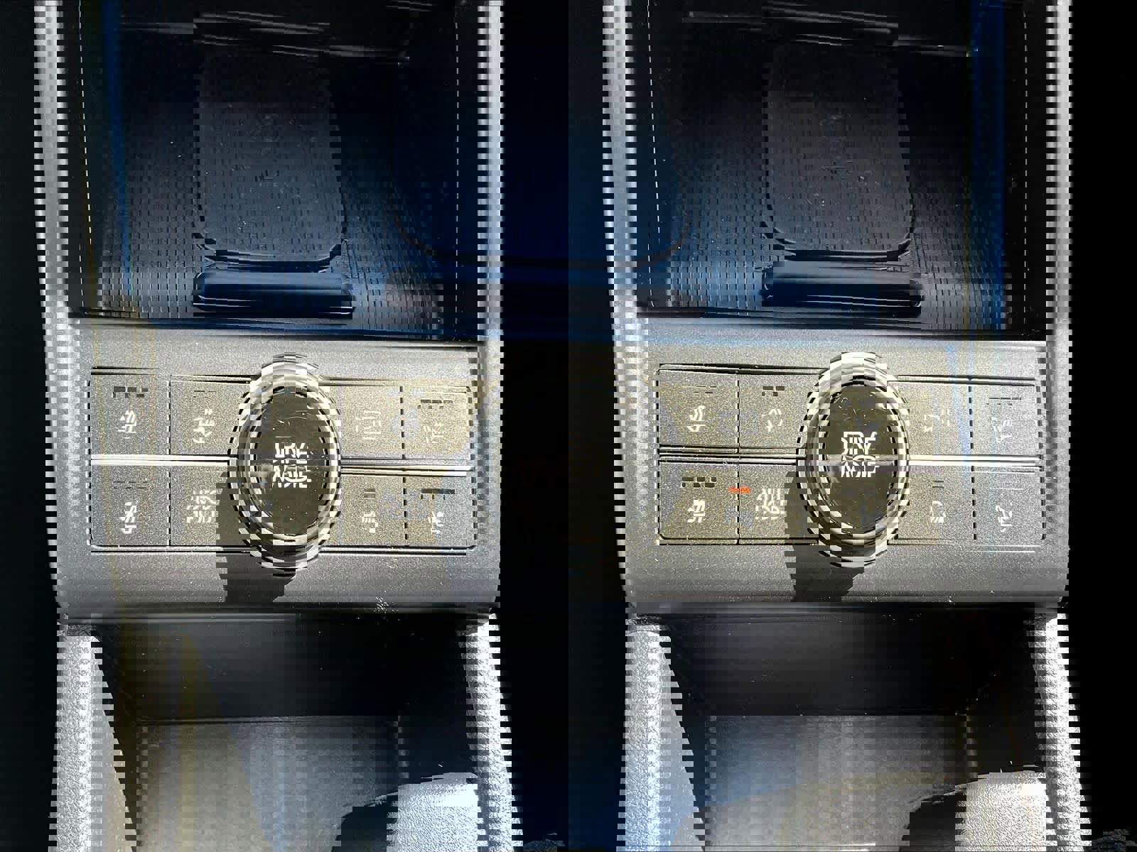 Used 2024 Hyundai Kona Limited image 27