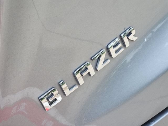 Used 2024 Chevrolet Blazer LT FWD image 9