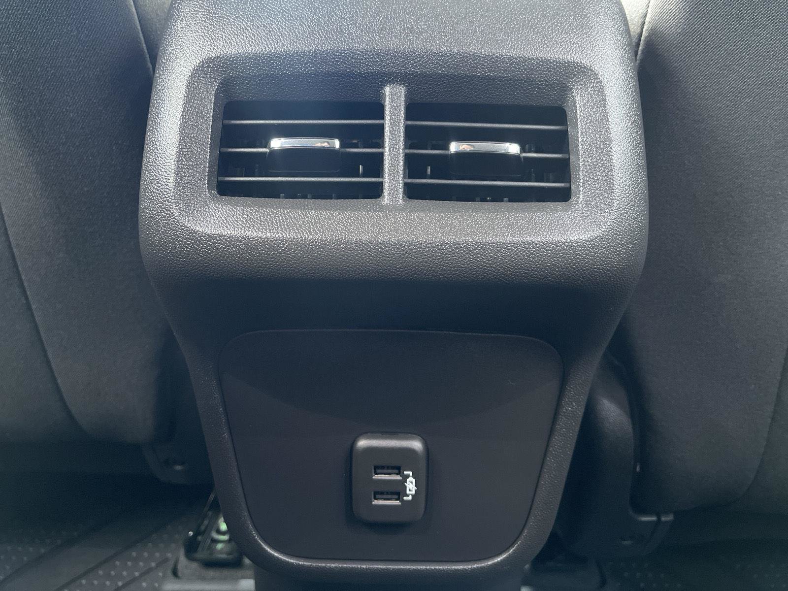 Used 2024 Chevrolet Equinox LT w/ LPO, Floor Liner Package FWD image 36