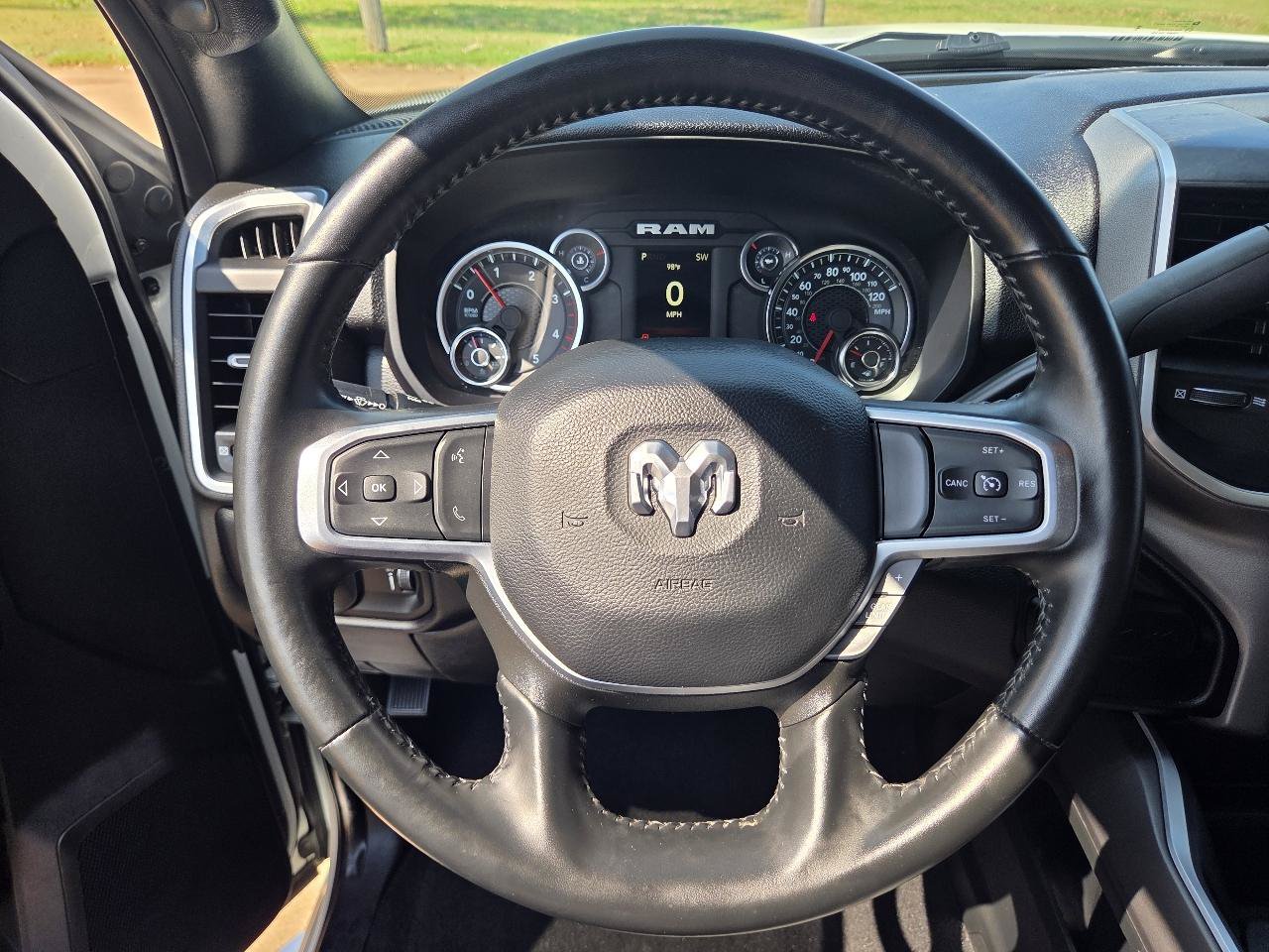 Used 2024 RAM 2500 Big Horn w/ Off Road Package AWD/4WD image 15