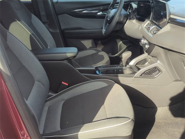 Used 2025 Chevrolet TrailBlazer LT image 25