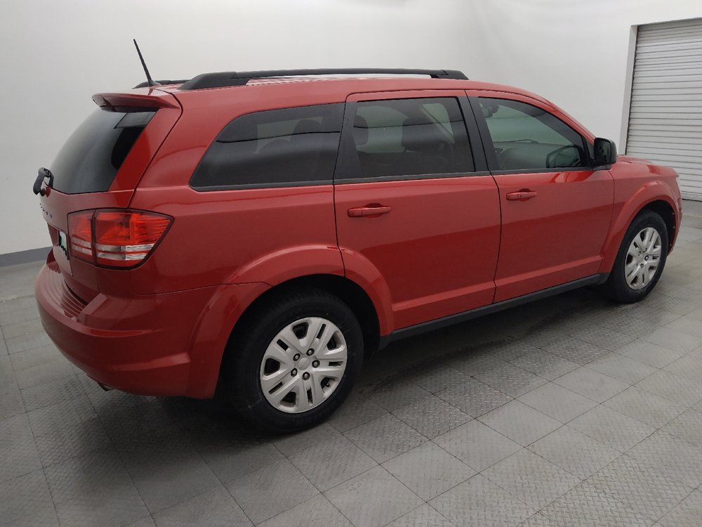 Used 2019 Dodge Journey SE FWD image 10