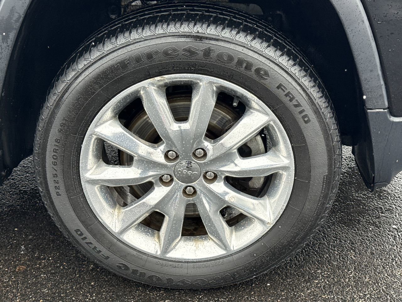 Used 2015 Jeep Cherokee Limited image 9