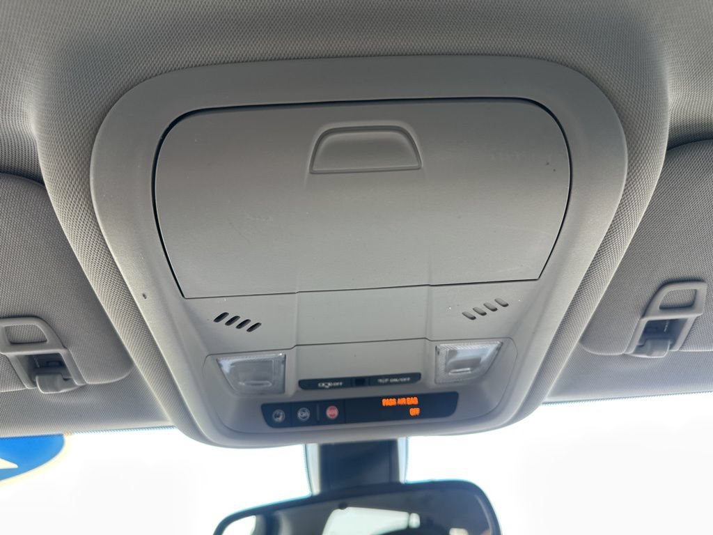 Used 2019 GMC Terrain SLE w/ LPO, Floor Liner Package AWD/4WD image 25