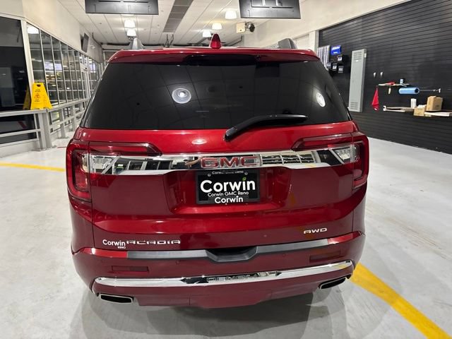 Used 2023 GMC Acadia Denali w/ Denali Ultimate Package AWD/4WD image 7
