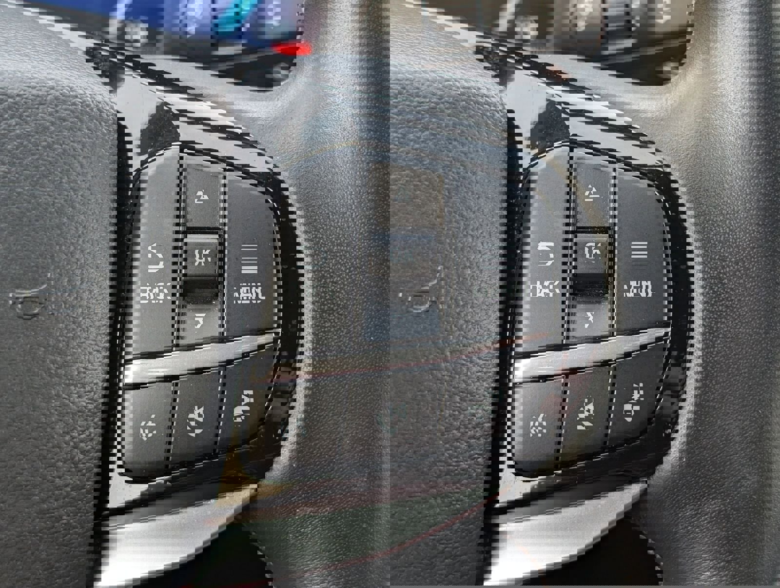 Used 2022 Ford Explorer Platinum w/ Equipment Group 601A image 27