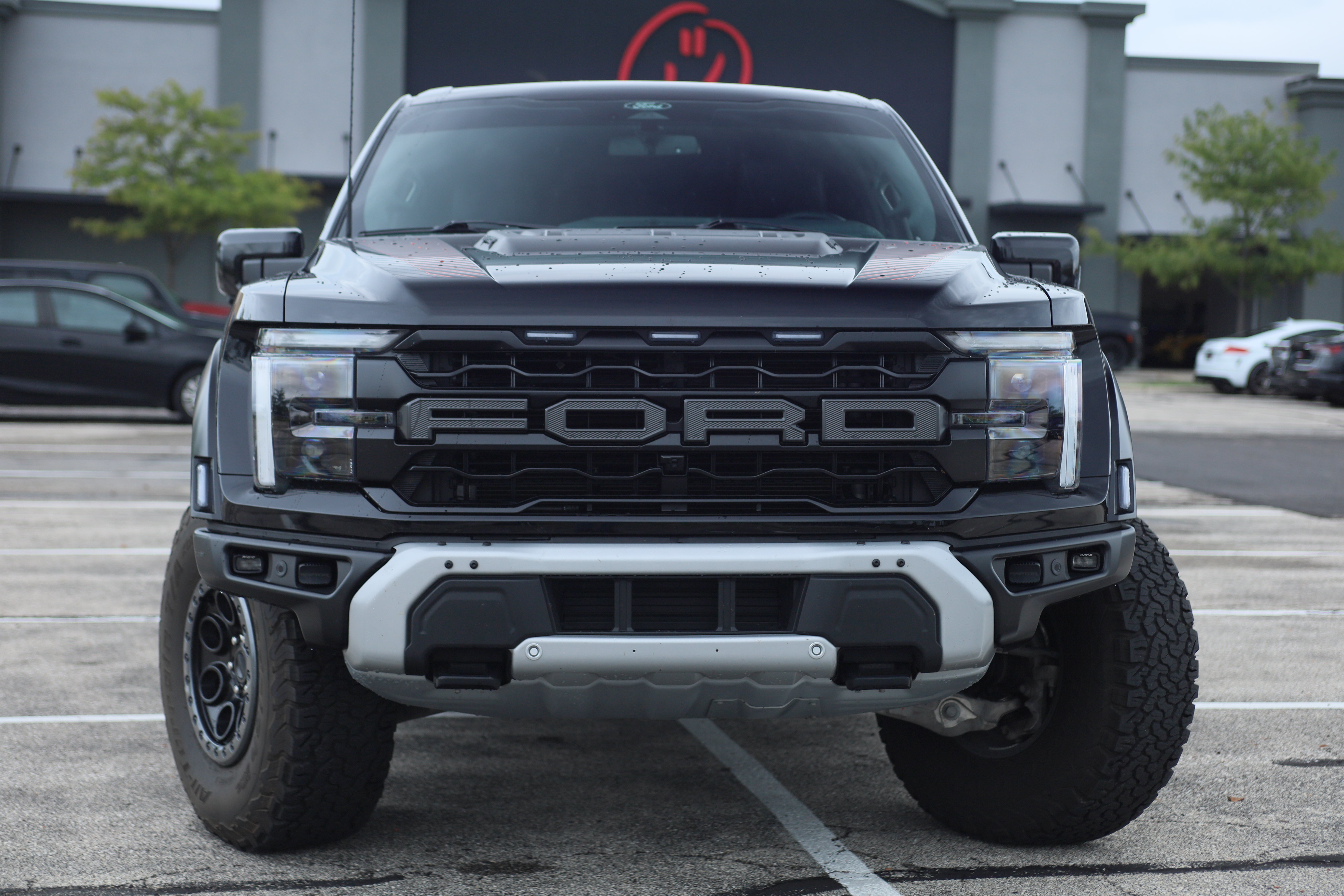 Used 2025 Ford F150 Raptor AWD/4WD image 2