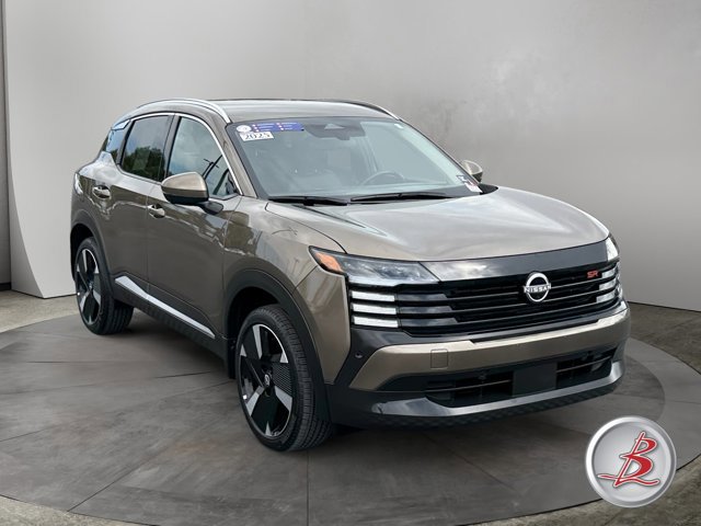 Used 2025 Nissan Kicks SR image 1