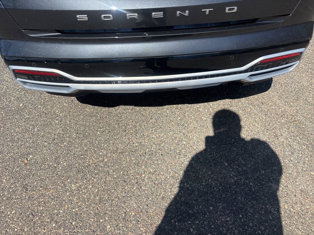 Used 2022 Kia Sorento S image 14