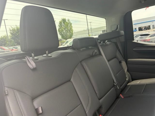 Used 2025 GMC Sierra 1500 SLT AWD/4WD image 32