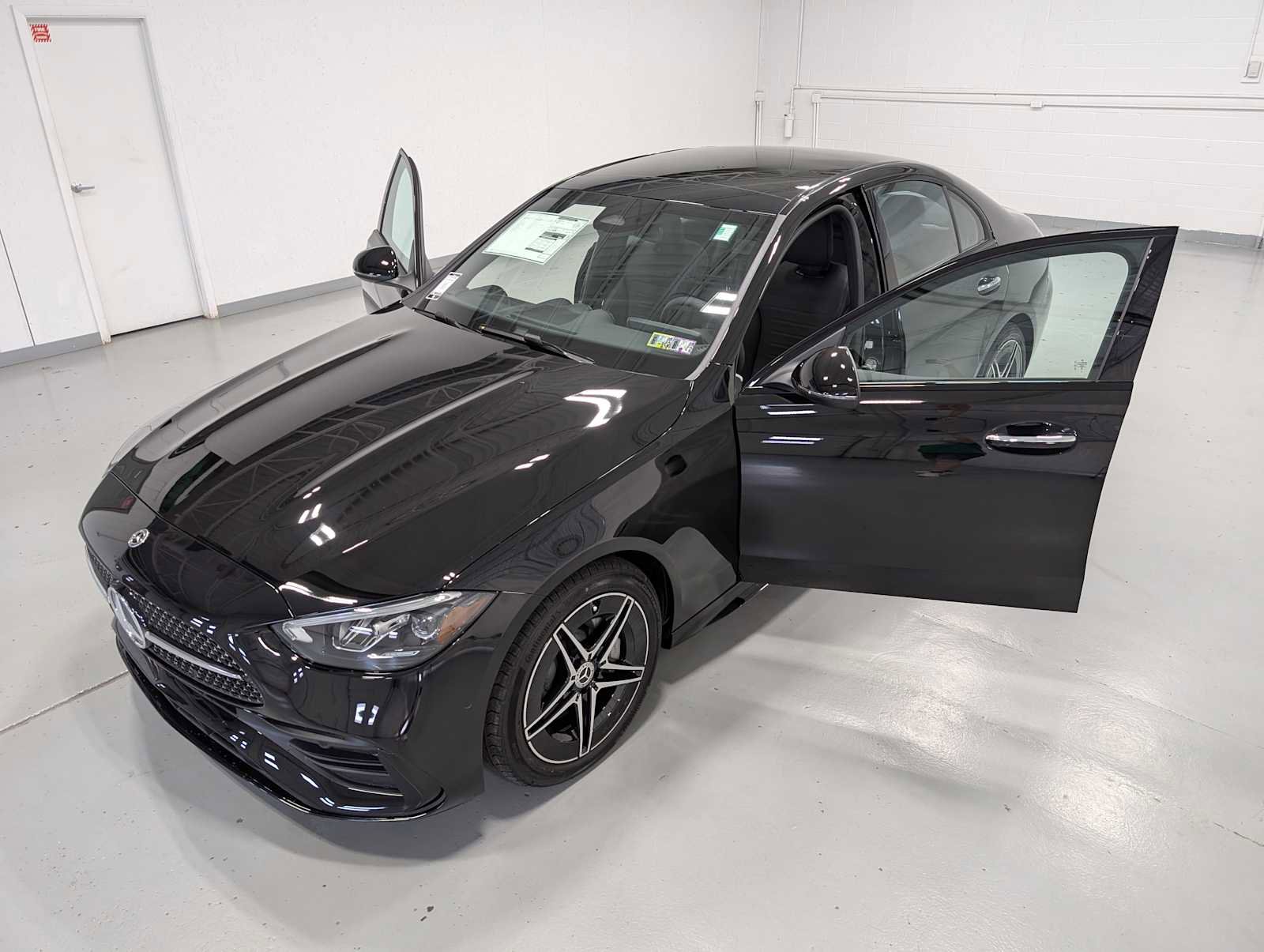 New 2025 Mercedes-Benz C 300 4MATIC Sedan image 14