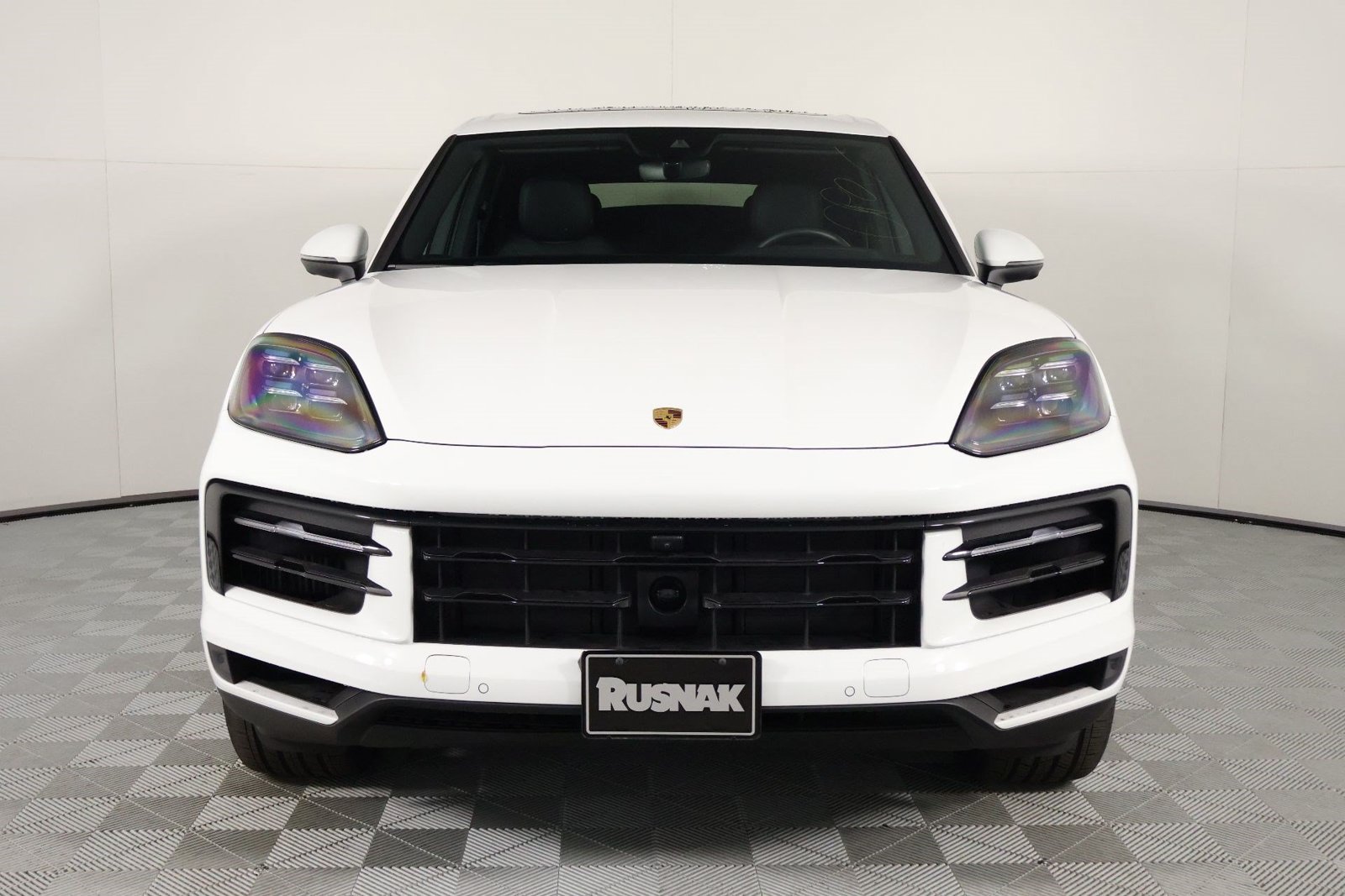 Certified 2026 Porsche Cayenne AWD/4WD image 10