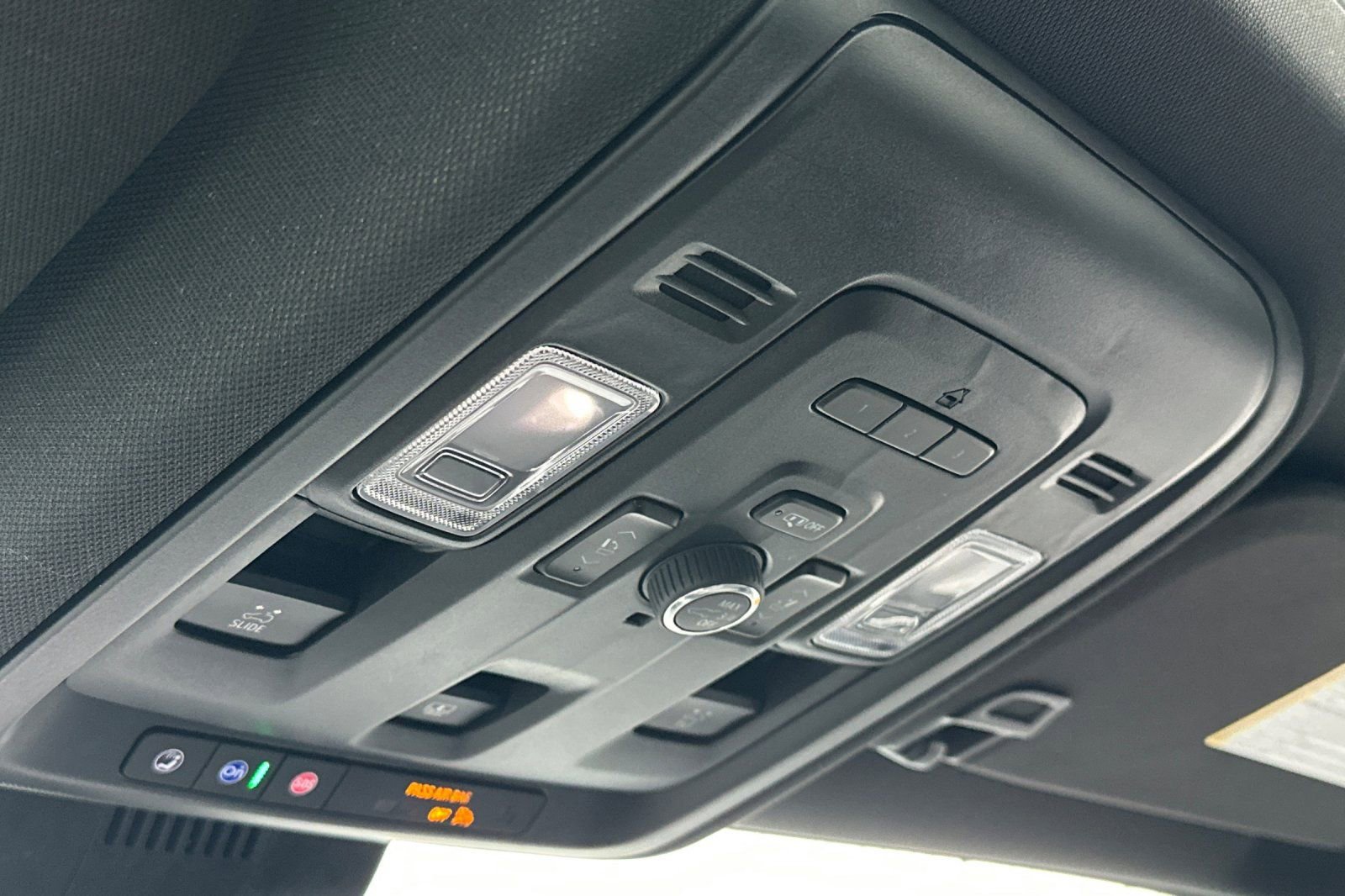 Used 2023 Chevrolet Suburban RST w/ Luxury Package image 25