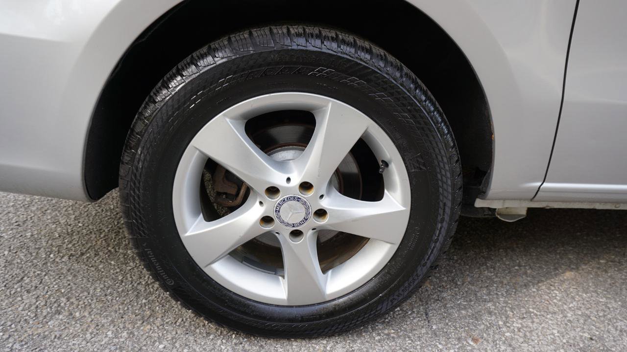 Used 2016 Mercedes-Benz Metris Passenger image 11