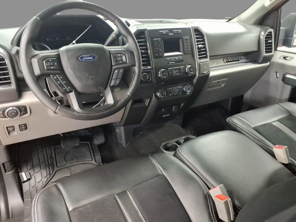 Used 2018 Ford F150 XLT w/ Equipment Group 301A Mid AWD/4WD image 6